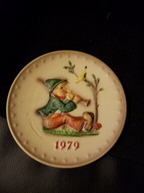 Vintage MJ Hummel 9th Annual Plate 1979 Hum272, Hand Painted, Porcelain 7.5 inch